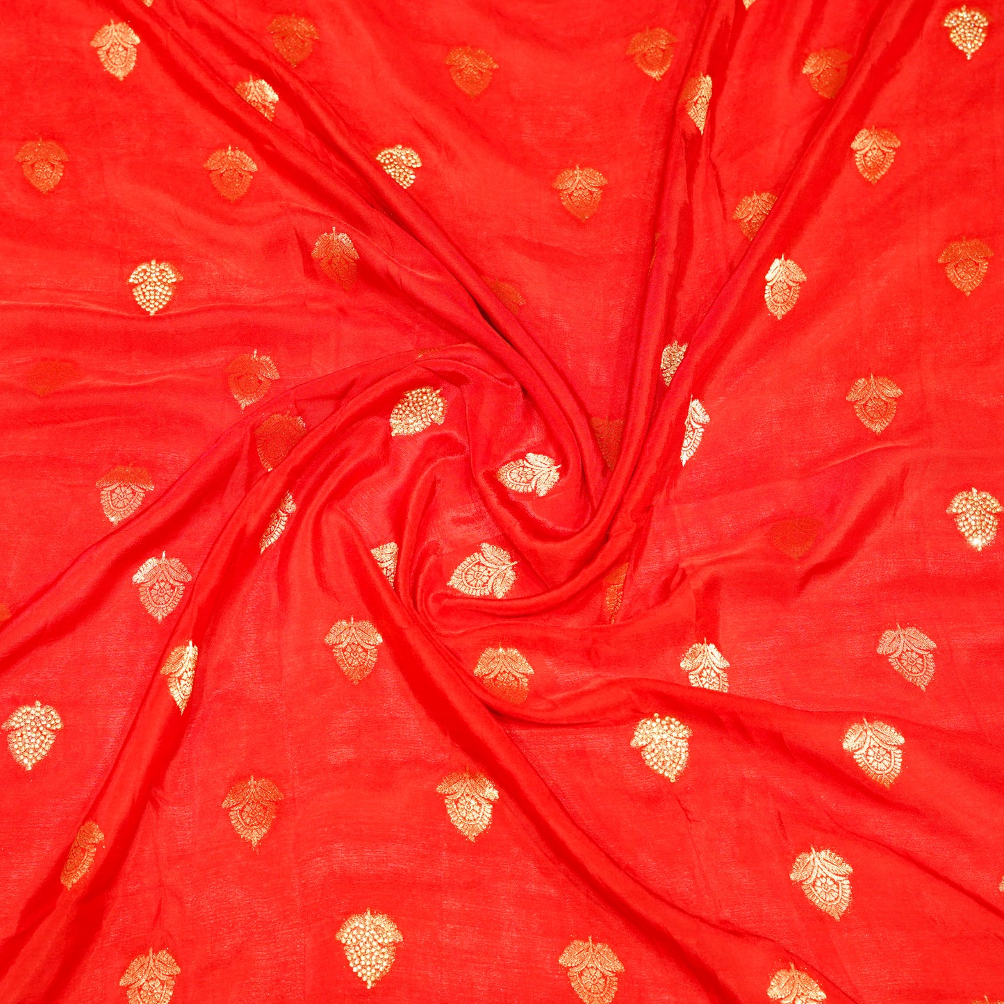 Elegant Red Crepe Saree