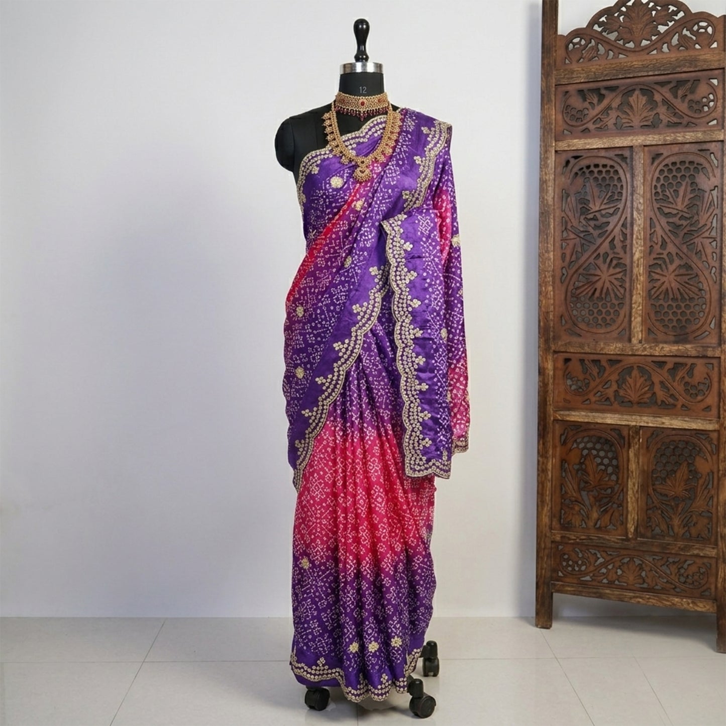 Blue Pink Bandhani Design Italian Crepe Saree